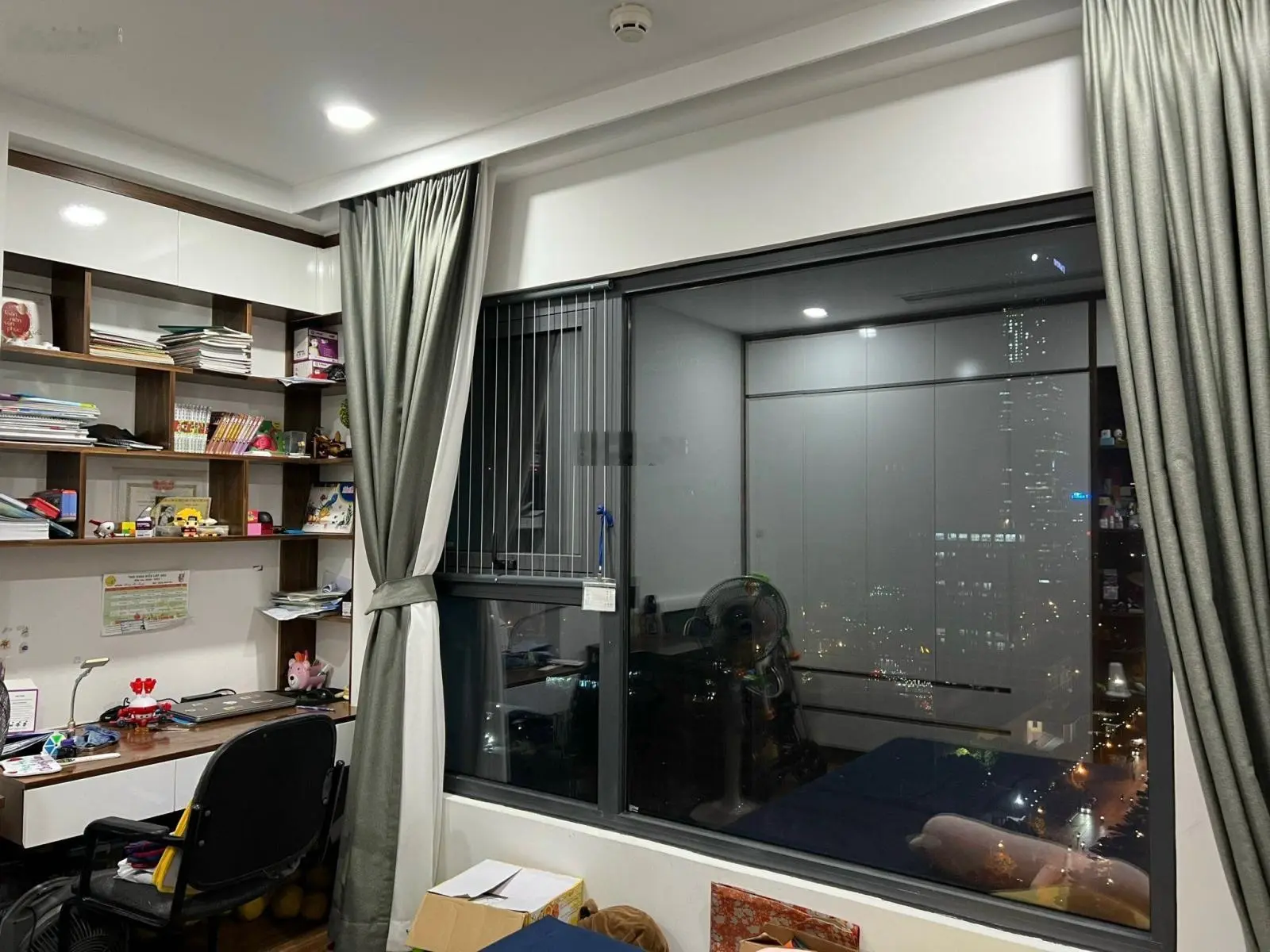 Bán căn 03 phòng ngủ góc hướng đông nam cực hiếm tại Golden Park Tower