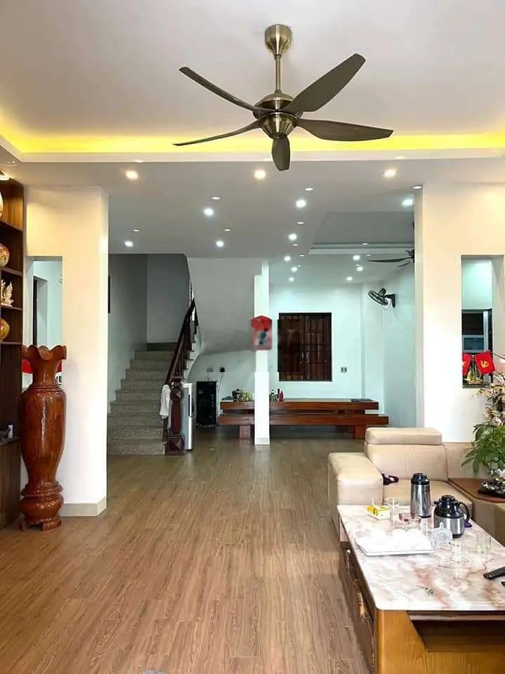 MẶT PHỐ GẦN HỌC VIỆN TÀI CHÍNH - BẮC TỪ LIÊM - Ô TÔ - KINH DOANH ĐỈNH