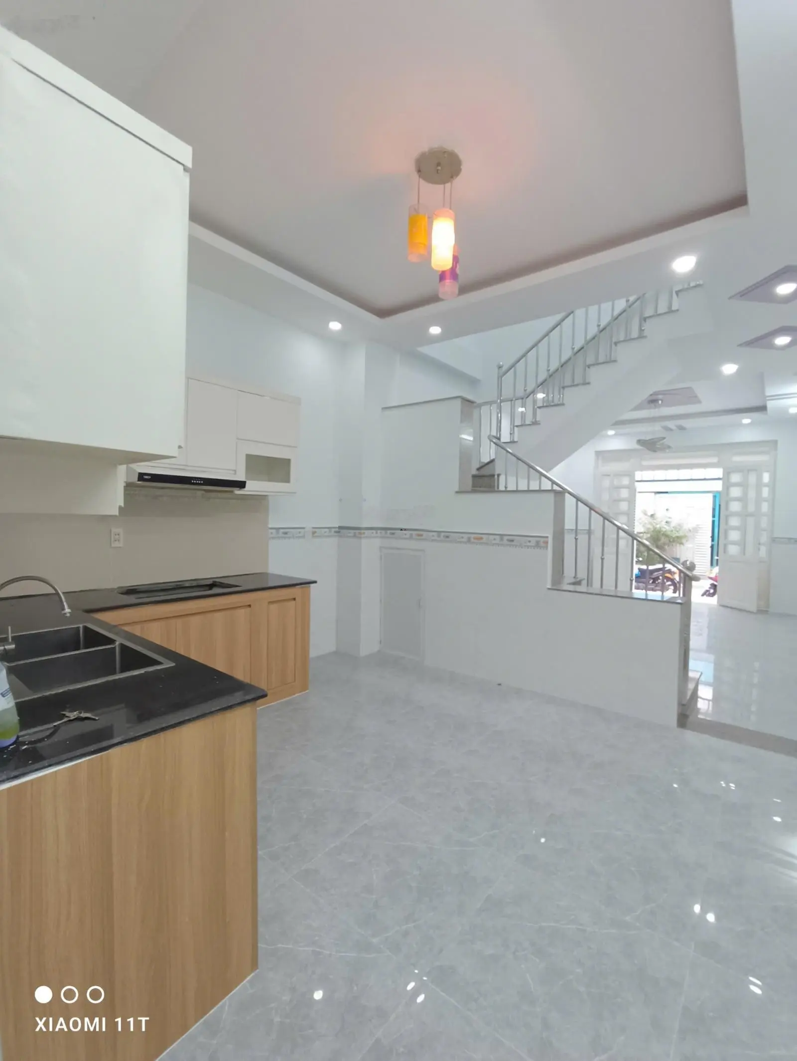 Tp thủ đức - gần vòng xoay ngã tư bình phước - chợ đầu mối - dt 4x13m - giá 4,6 tỷ!