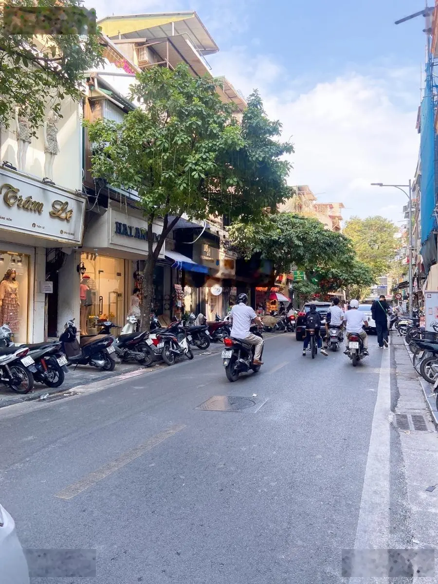 Bán nhà mặt phố Hàng Nón, 35 tỷ, 44m2, hàng hiếm tại Hoàn Kiếm, Hà Nội