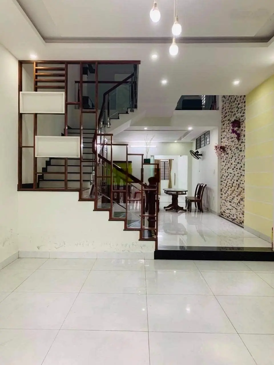 Bán nhà 3 tầng MT 10m5 Lương Định Của gần Thăng Long giá rẻ