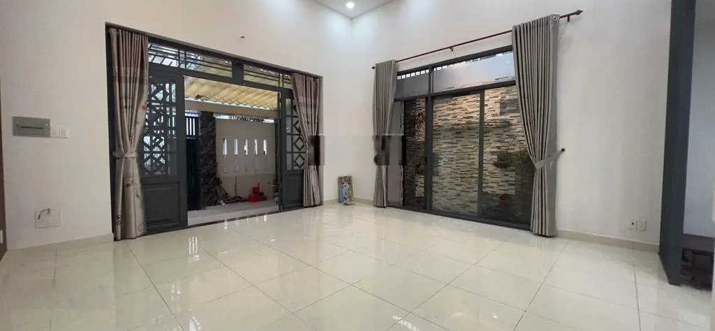 Bán nhà 4 tầng linh trung - hoàng diệu 2 - nội thất cao cấp - đường xe hơi vào nha - nhĩnh 6 tỷ