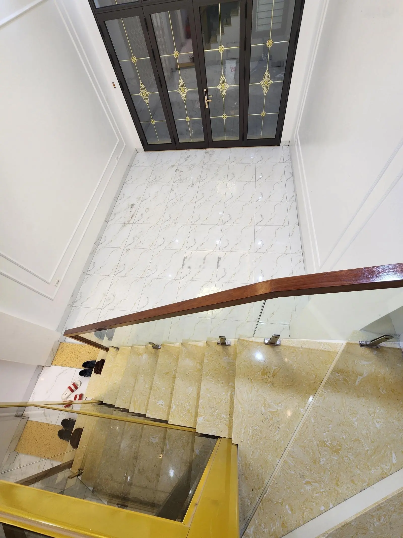 Đống Đa, Trung Liệt 40/50m2, 5 tầng, 4m mặt tiền, phân lô, thang máy, ô tô -Lh Giang 0979388189