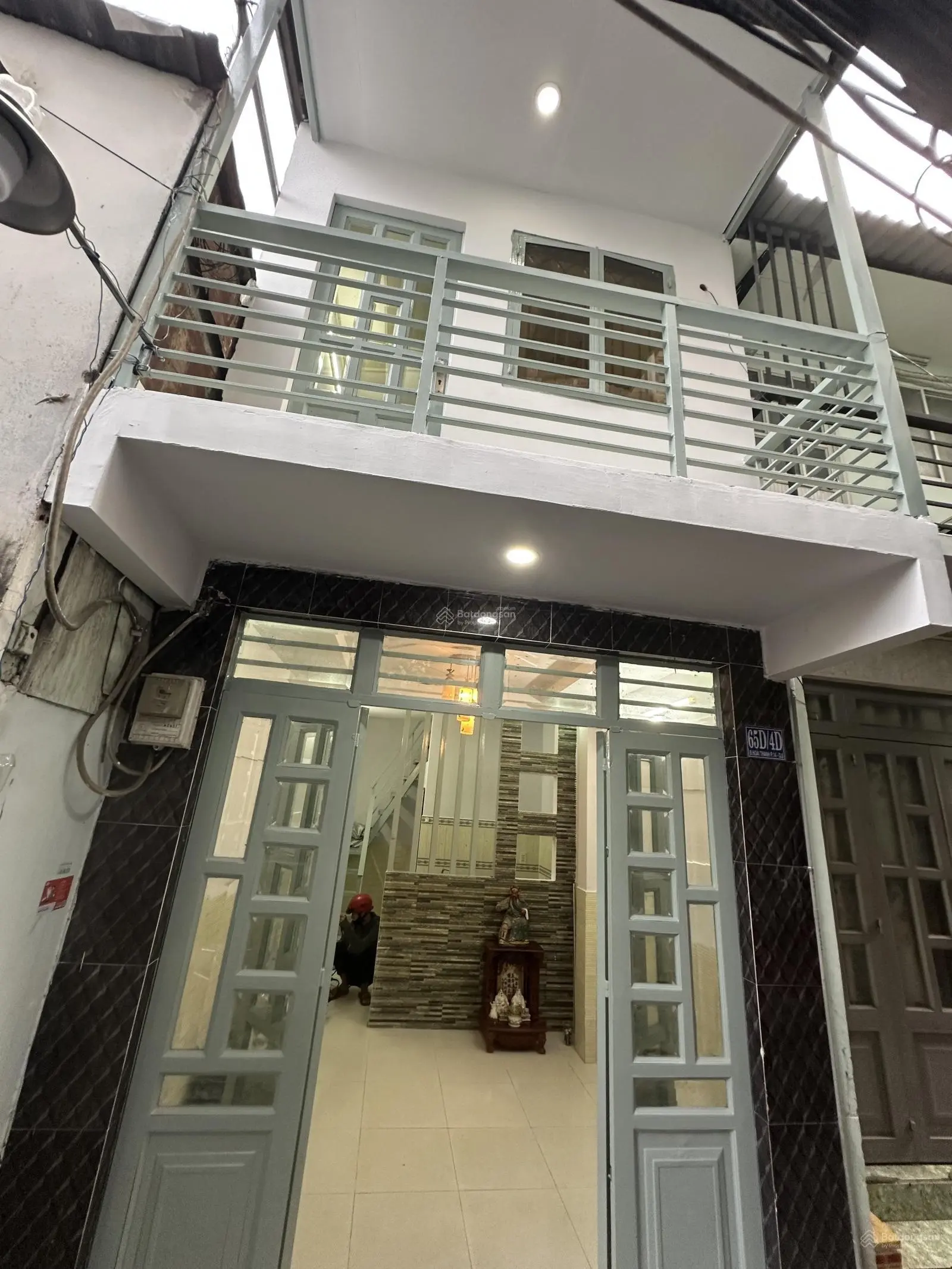 Bán nhà riêng chính chủ 1/ Hoài Thanh P14 Q8. 1 trệt 1 lầu. 1PN - 1WC. DTSD 37m2. SHR.