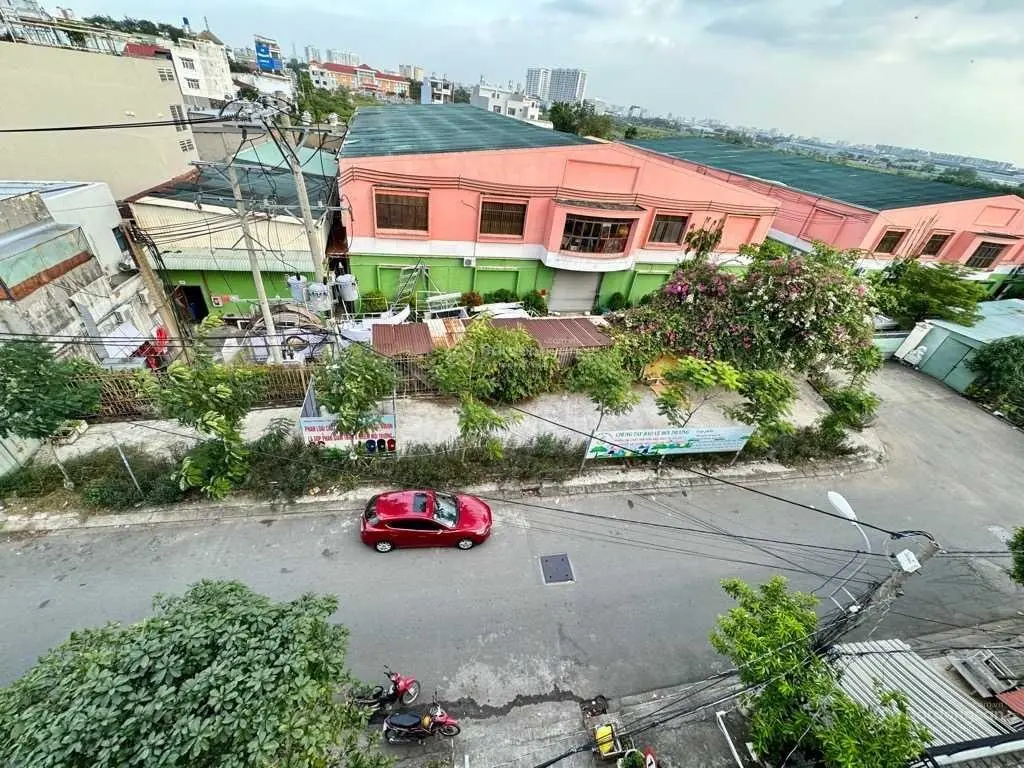 Nhà ngộp bank 5 tầng, đường 15m, 4x19m. 1 trục Phan Văn Hớn, Tân Thới Nhất, Quận 12