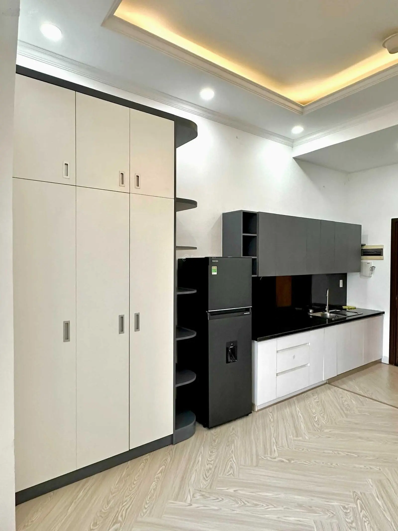 The Sun Avenue Q2 - bán studio đầy đủ nội thất như hình chỉ 2.020 tỷ bao thuế phí. Có hỗ trợ vay