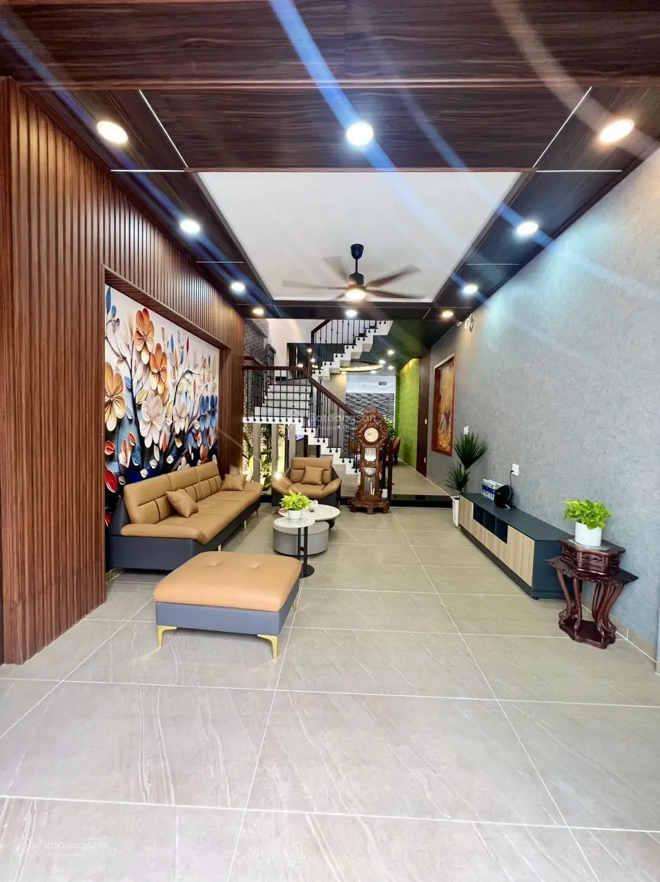 Gia đình chủ bán gấp nhà đang cho thuê 22tr/tháng, GIÁ 2TỶ580/52m2, đường Châu Thới - P.15 -Quận 10