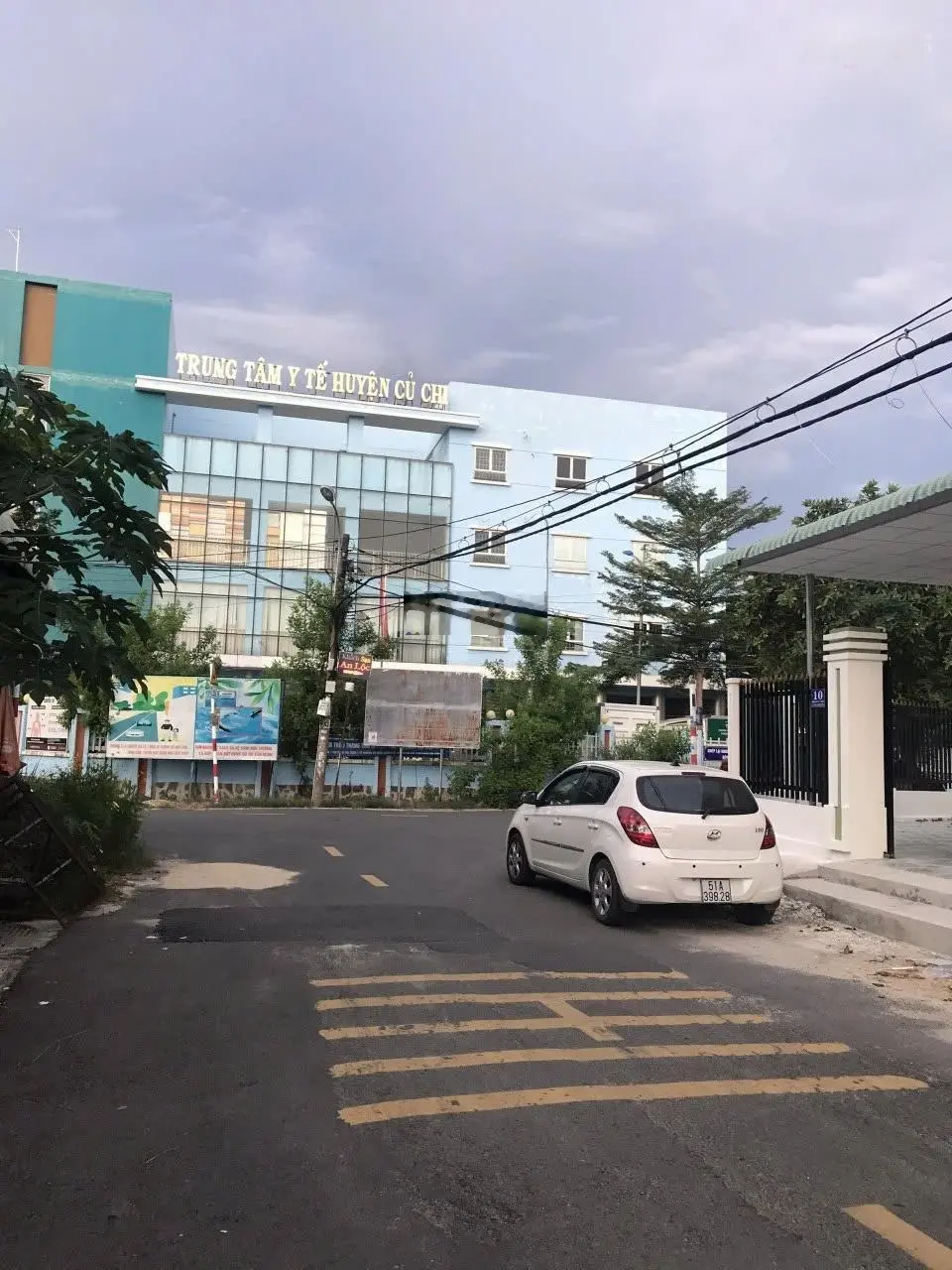 Cuối năm chủ cần tiền trả nợ, bán nhà 2 mặt tiền vũ duy chí, thị trấn củ chi, dọn vào ở liền, shr!!