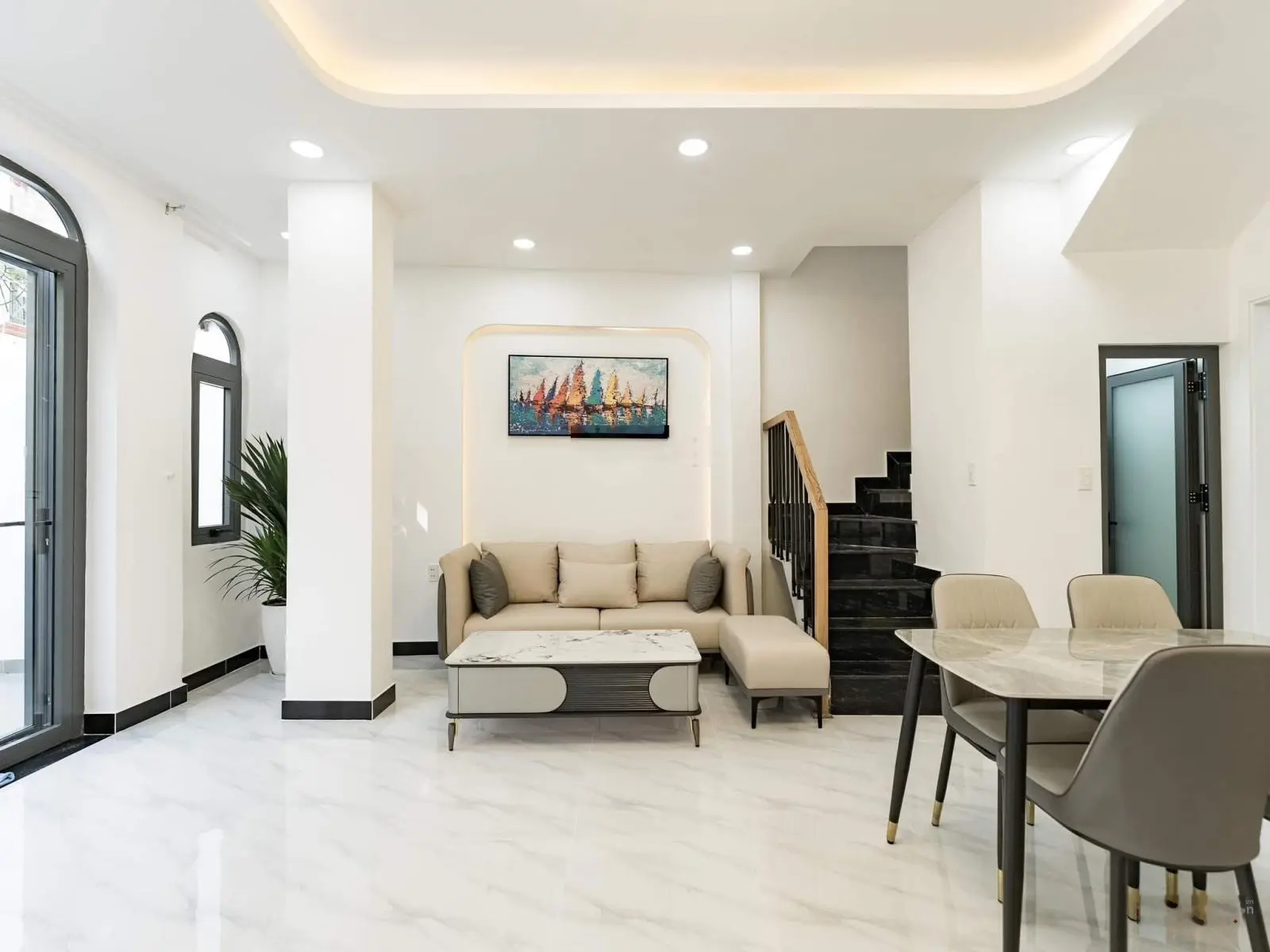 Nhà đẹp giá phải chăng, chỉ còn 1 căn duy nhất tại Nguyễn Đình Chiểu chỉ 3.6 tỷ, 56m2, đã có sổ