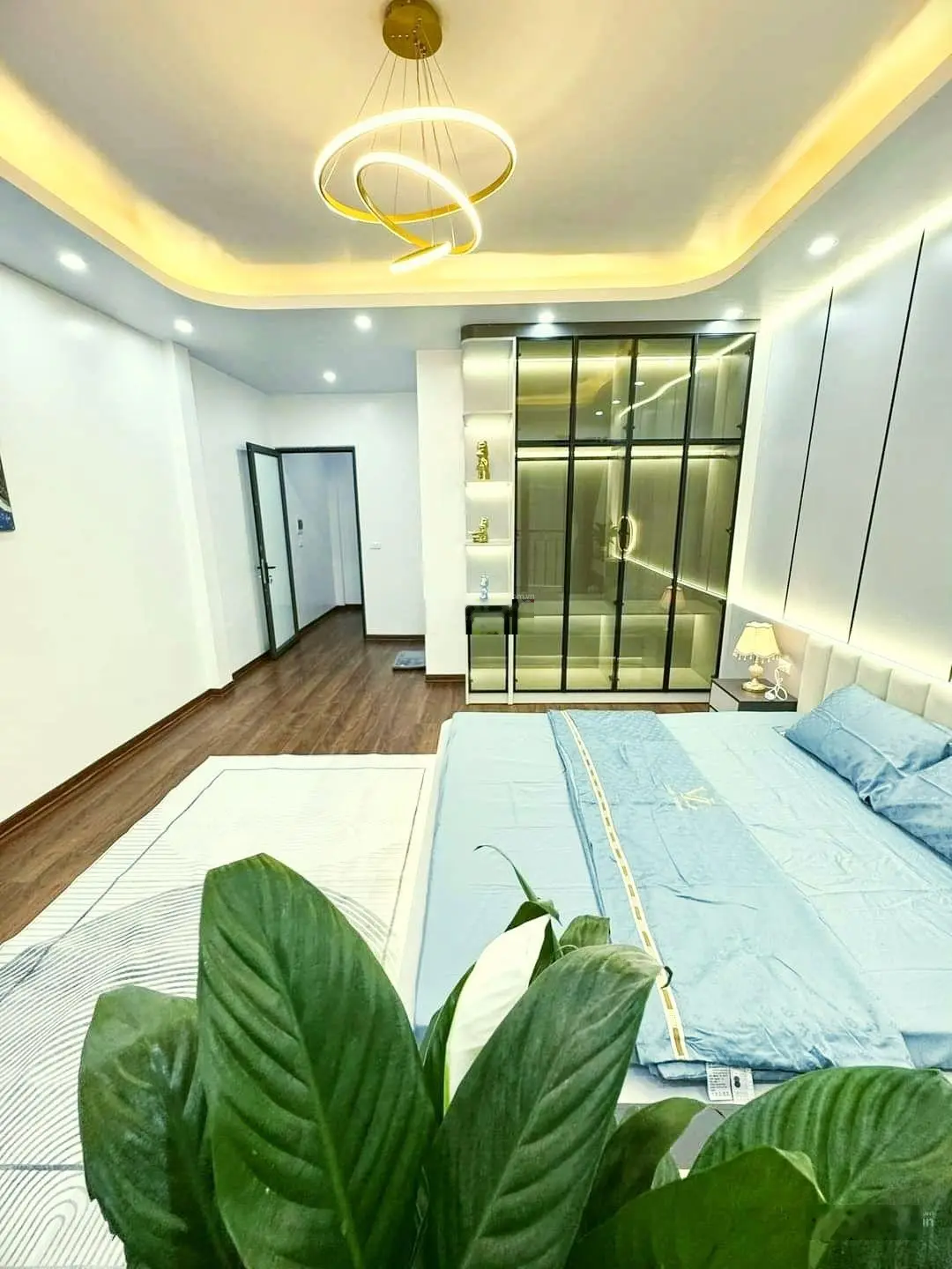 Bán nhà, Vân Đồn, Bạch Đằng, Hai Bà Trưng, DT 52m2 full thổ cư 4T full nội thất 5*, nói ko với QH