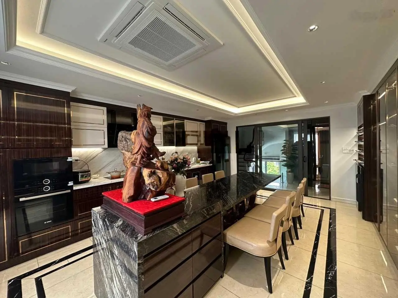 Bán nhà phân lô ngõ 106 Hoàng Quốc Việt, 30m ra phố, gara ô tô, mới đẹp, ở luôn, 68m2*4T