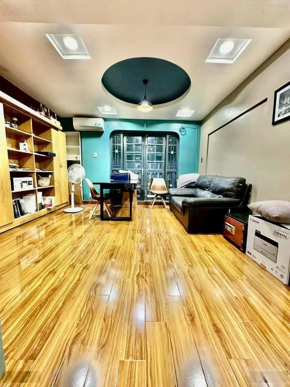 Bán Biệt Thự P.24 Bình Thạnh - 8x15m - SHR 120m2 - 4 Tầng Có Hầm Ô Tô - Đường 8m - Khu bàn cờ