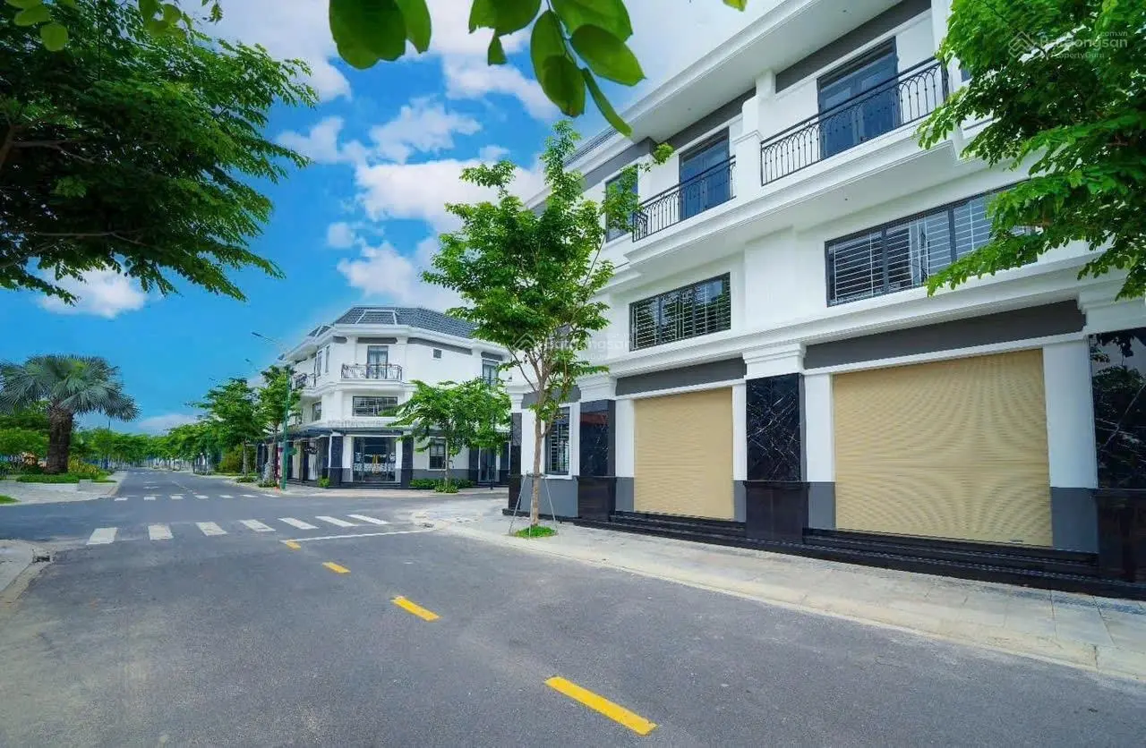 Cần bán căn góc 2 mặt tiền duy nhất, 120m², 4,6 tỷ, ngay trung tâm hành chính Bình Dương
