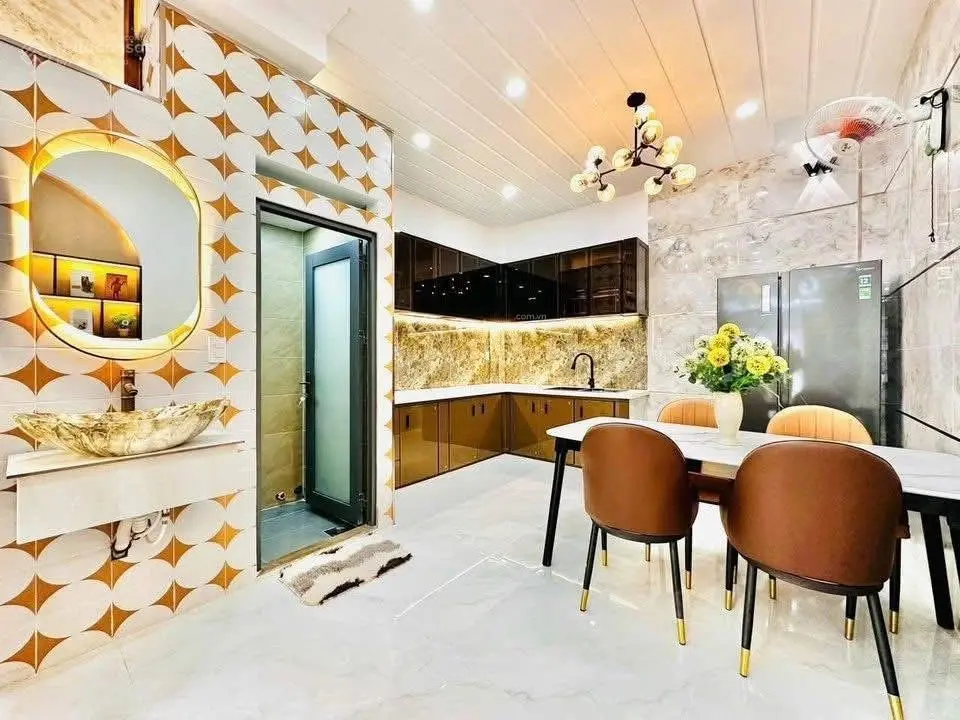 Bán nhà 45m2 - 3tỷ760 gần trường cao đẳng Kinh tế Đối ngoại - đường Phùng Văn Cung, Phú Nhuận.