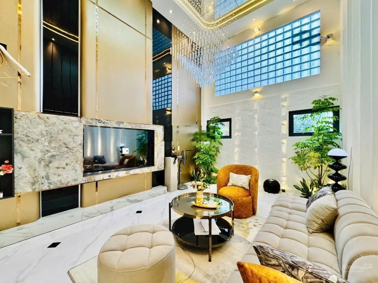 Bán siêu phẩm thang máy thiết kế đẳng cấp - ngay City Land Pak Hill - Lotte Mart