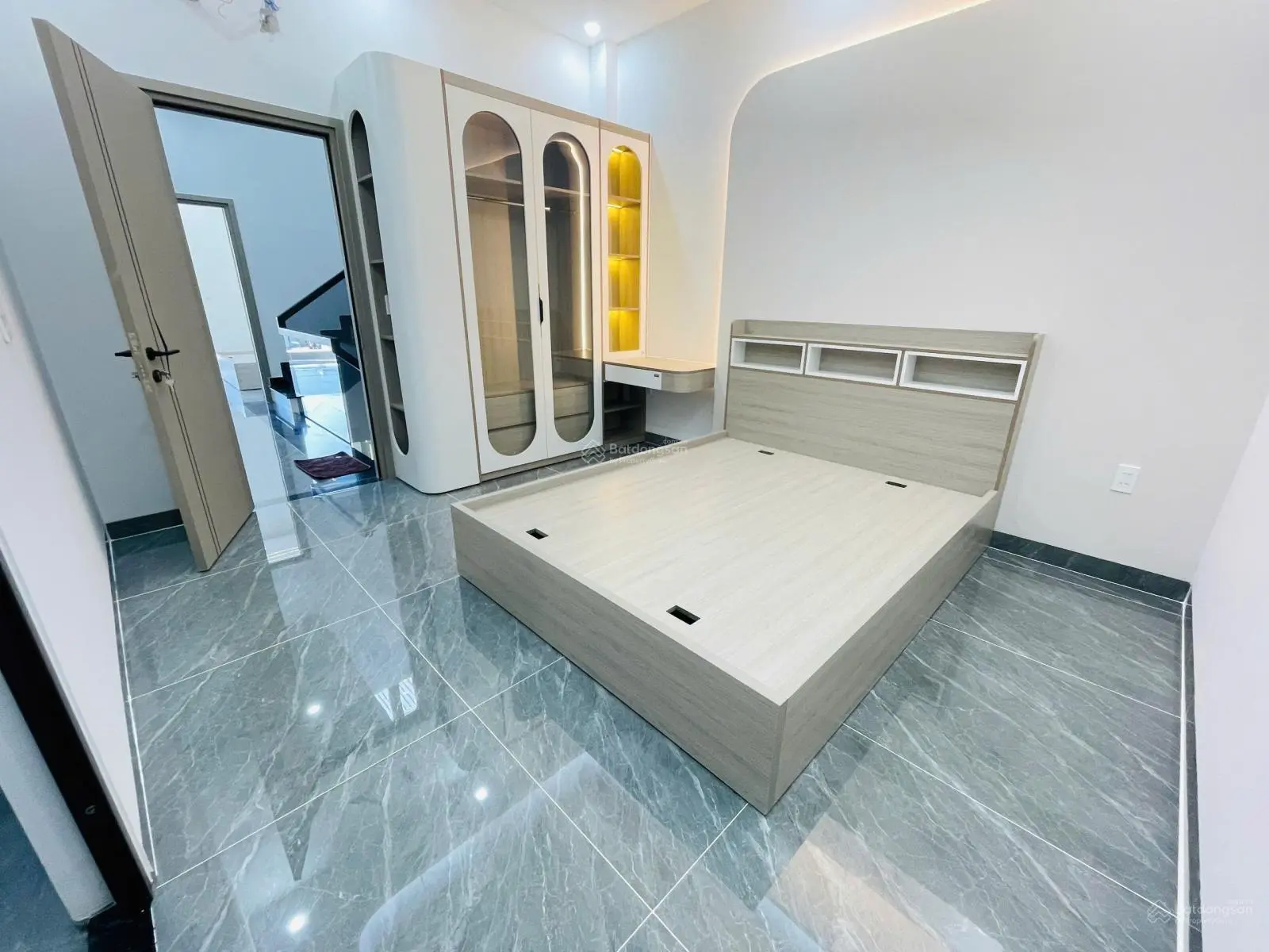 3 tỷ 8 bán nhà 1 trệt 2 lầu gần trường cấp 3 Lý Thái Tổ 300m, P. An Phú, TP. Thuận An