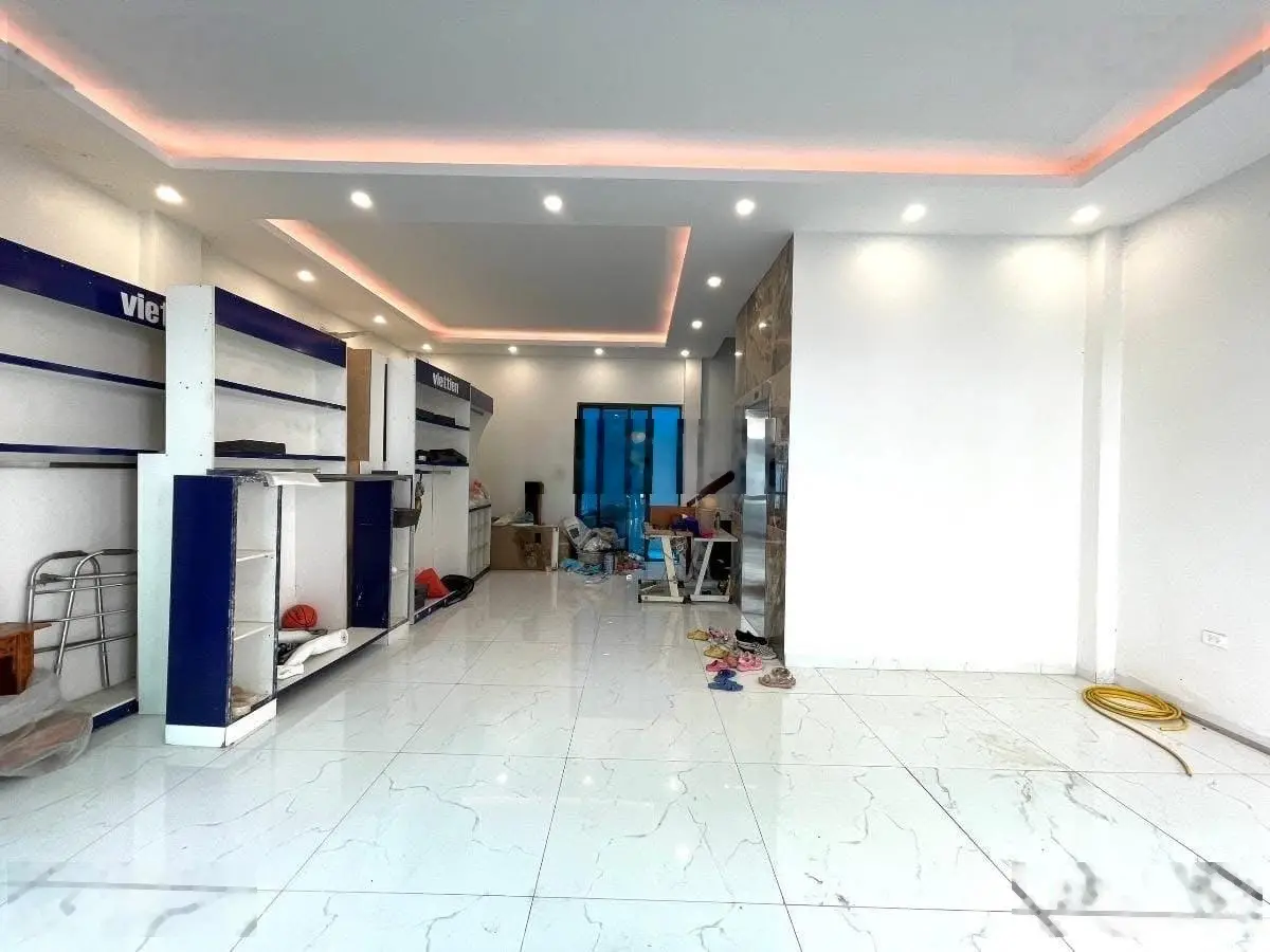 Liền kề Luxury Kiến Hưng - Vỉa hè - thang máy - kinh doanh - gara ô tô - hai thoáng trước sau