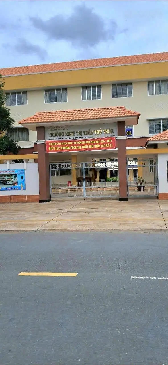 Bán nhà riêng tại TT Thủ Thừa, 37m2, đẹp, nhiều tiện ích, Chính chủ