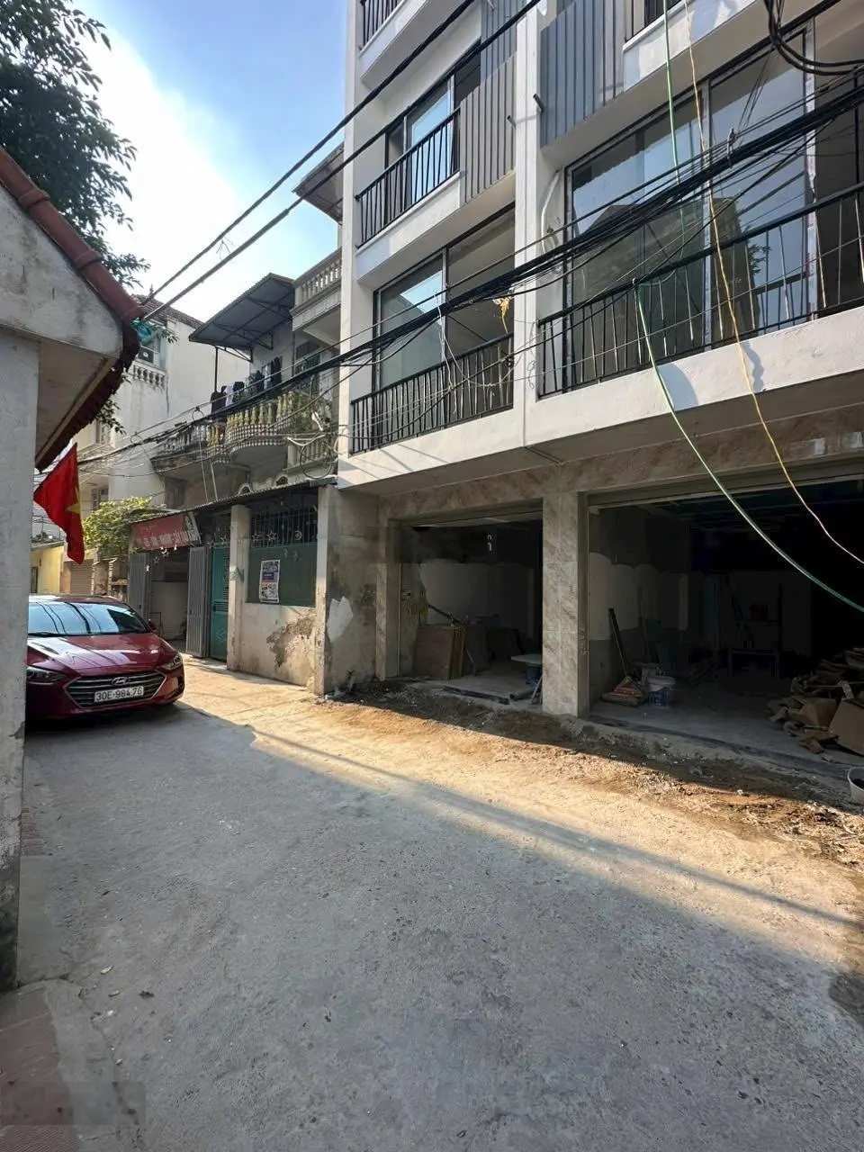 Huỳnh tấn phát thạch bàn long biên nhà mới 48m2 6 tầng thang máy thông oto kinh doanh