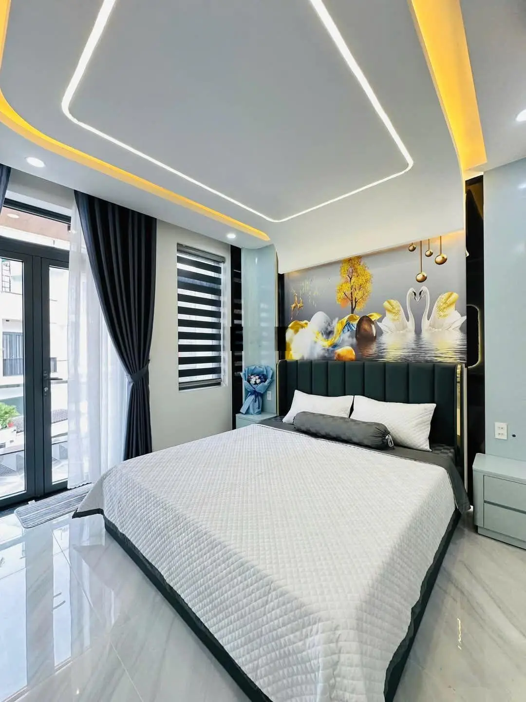 Cần bán gấp 3 căn Nhà Giả Biệt Thự có diện tích khủng 5 x 20 đúc 3,5 tấm giá 7,6ty
