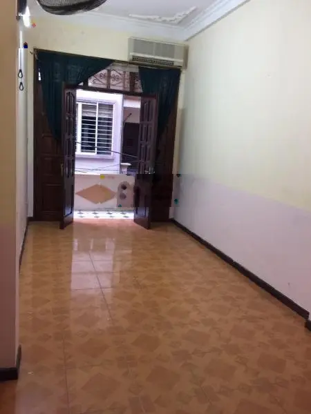 Chính chủ bán nhà phân lô ngõ 61 Lạc Trung, ngõ ô tô tránh, dừng đỗ cửa ngày đêm. Miễn Trung gian