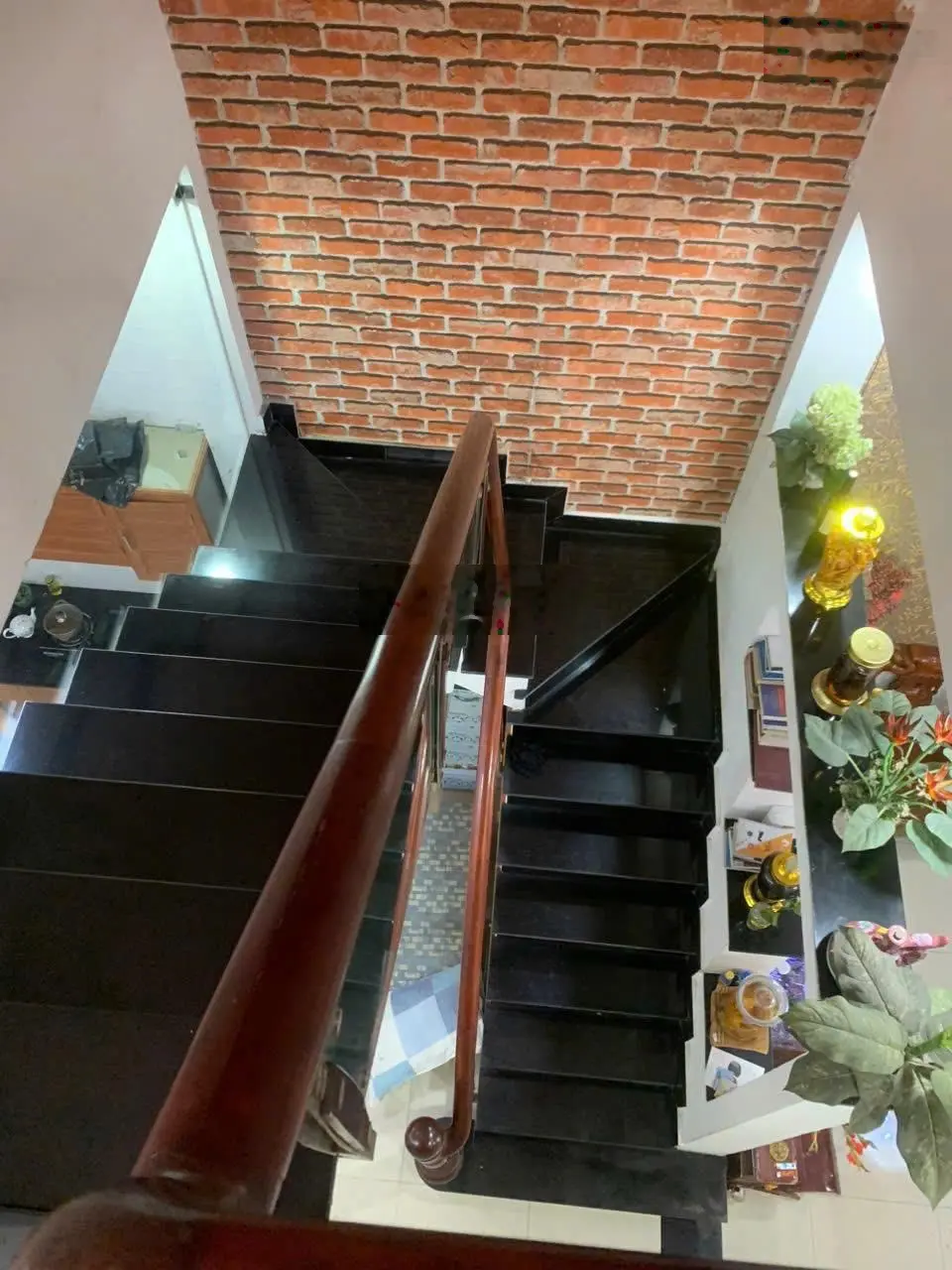 Bán Nhà 1 Trệt 1 Lầu Đẹp Trung Tâm Dĩ An Đường Ô Tô, Giá Chỉ 3.8 Tỷ
