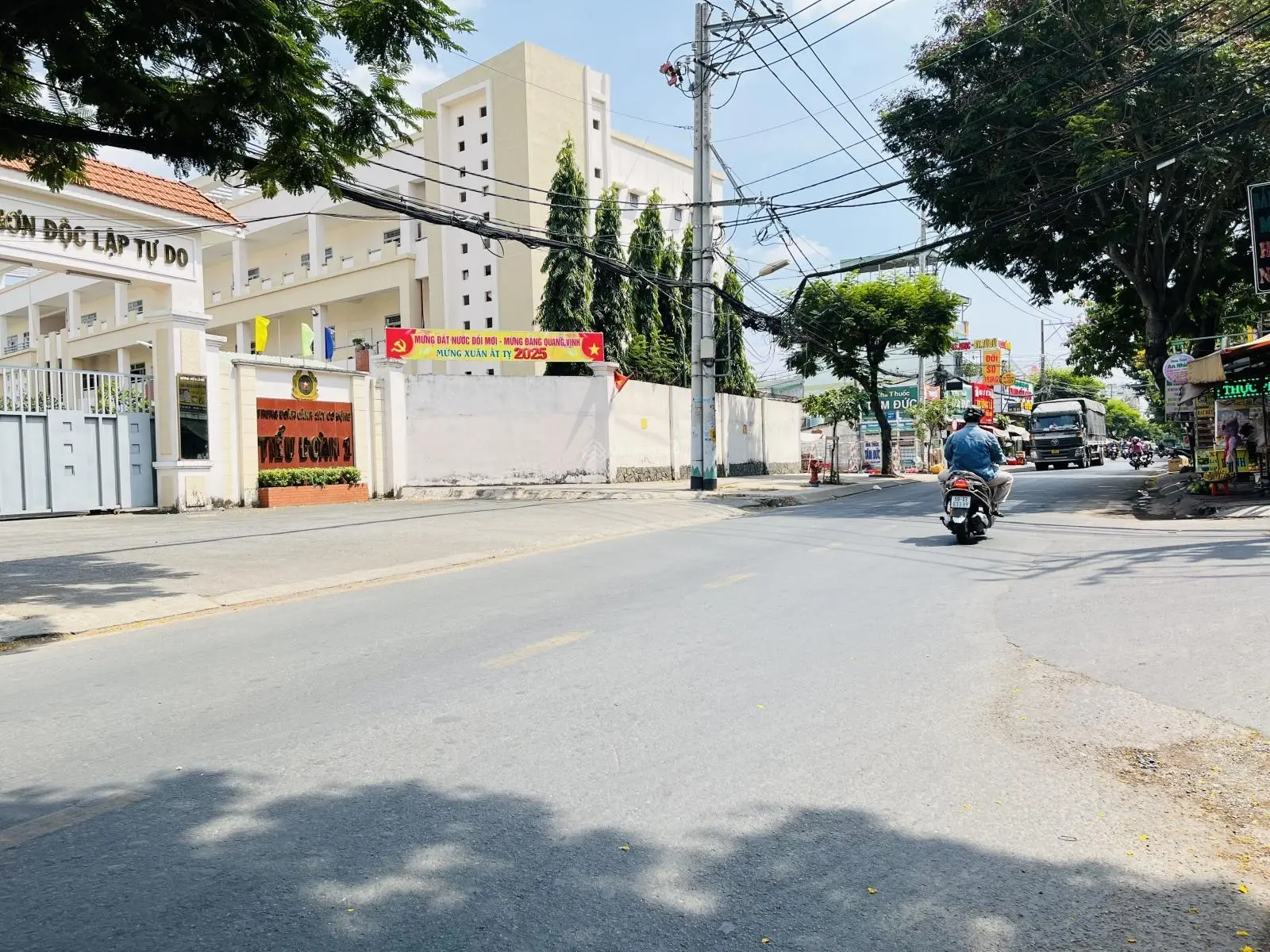Bán nhà 69m2, hẻm oto đường 11, phạm văn đồng, p.linh xuân chỉ 3 tỷ