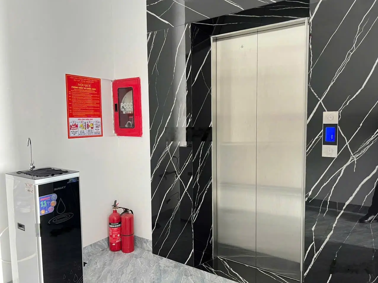 Bán tòa căn hộ 6 tầng khu làng Đại học, gần Nam Kỳ Khởi Nghĩa có dòng tiền 90tr/tháng