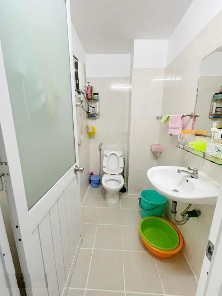 Nhà đẹp cứng 1 đời chủ! Hẻm xe hơi quay đầu 1/ thông Trần Bình Trọng 4x14m - 4 Tầng - 5PN. 8,9tỷ TL