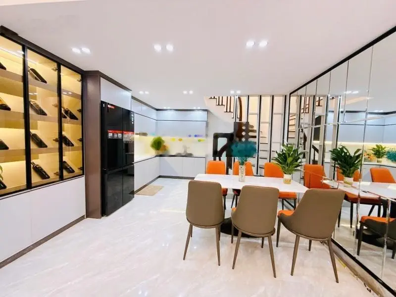 Bán nhà mặt phố tại phố khương thượng, 8,9 tỷ vnd, 57m2, 5pn, 5wc
