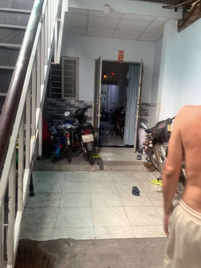HÀNG HIẾM NGUYỄN VĂN QUÁ- ĐÔNG HƯNG THUẬN -62M-SHR CHỈ 2TY9