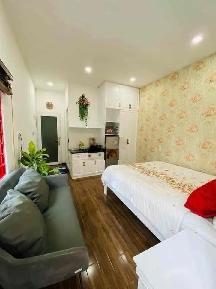 Bán nhà 4 tầng sang trọng Ngay chợ Thái Bình Q1 4.99 ty