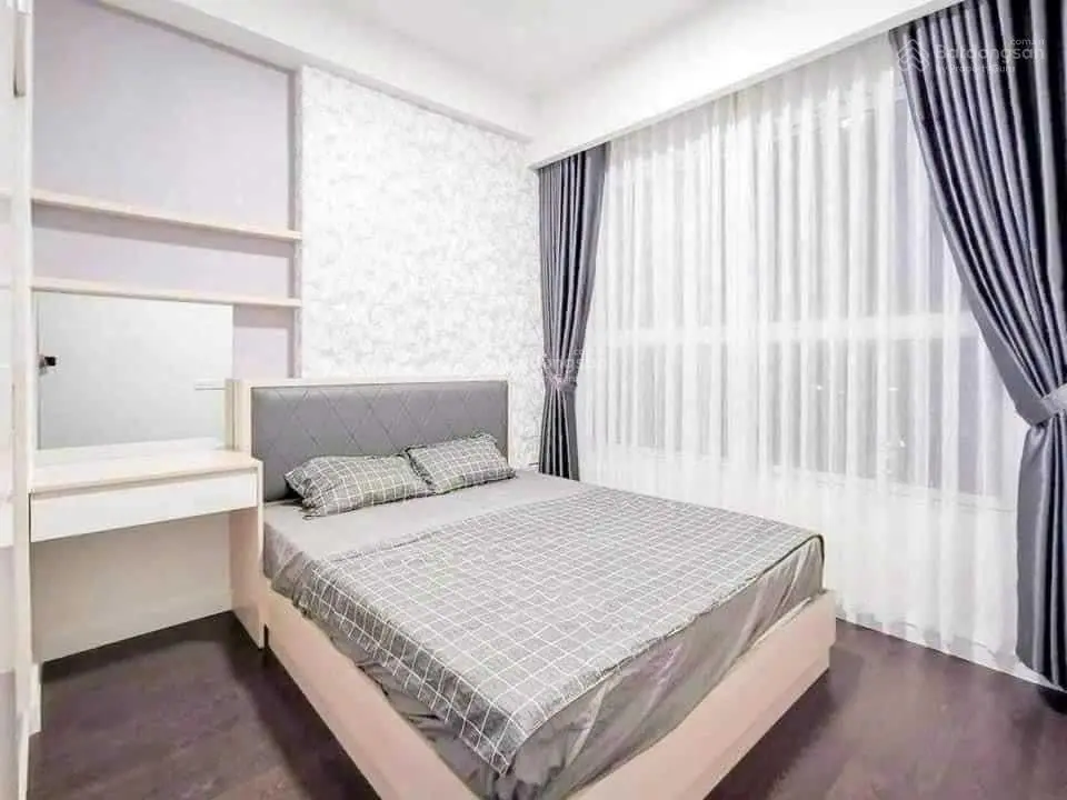 Chính chủ cần bán gấp căn Golden Mansion QPN, 2PN 2WC, DT 65m2