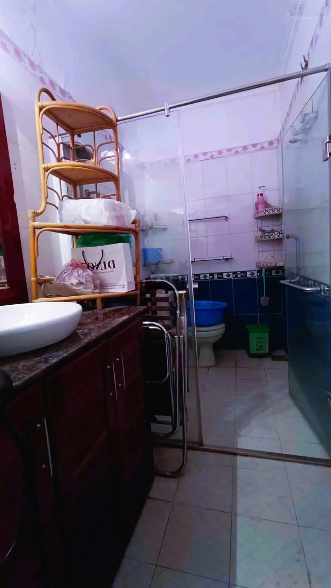 8.99 tỷ - ô tô - kinh doanh lô góc - đối diện cổng trường học - Đại La