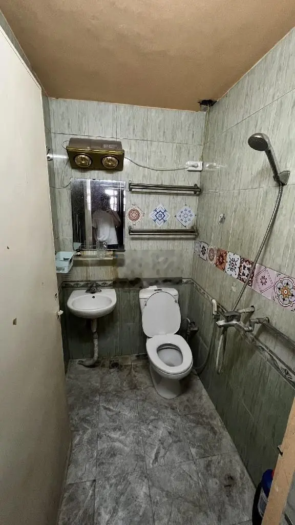 Bán nhà 4 tầng tại Ngõ 22 đường Lương Khánh Thiện, Hoàng Mai. Diện tích 70m2, giá 9,6 tỷ