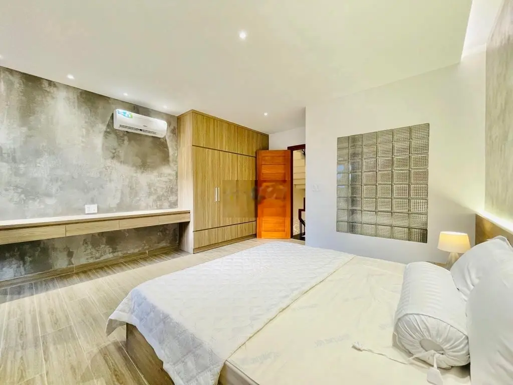 Gấp bán! Nhà đẹp Huỳnh Văn Bánh Phú Nhuận 71m2 (5,2x14m) chỉ 7,59tỷ