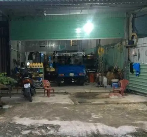 Nhà mặt tiền Nguyễn Chí Thanh Đang làm đường lớn giá 30tr/m2