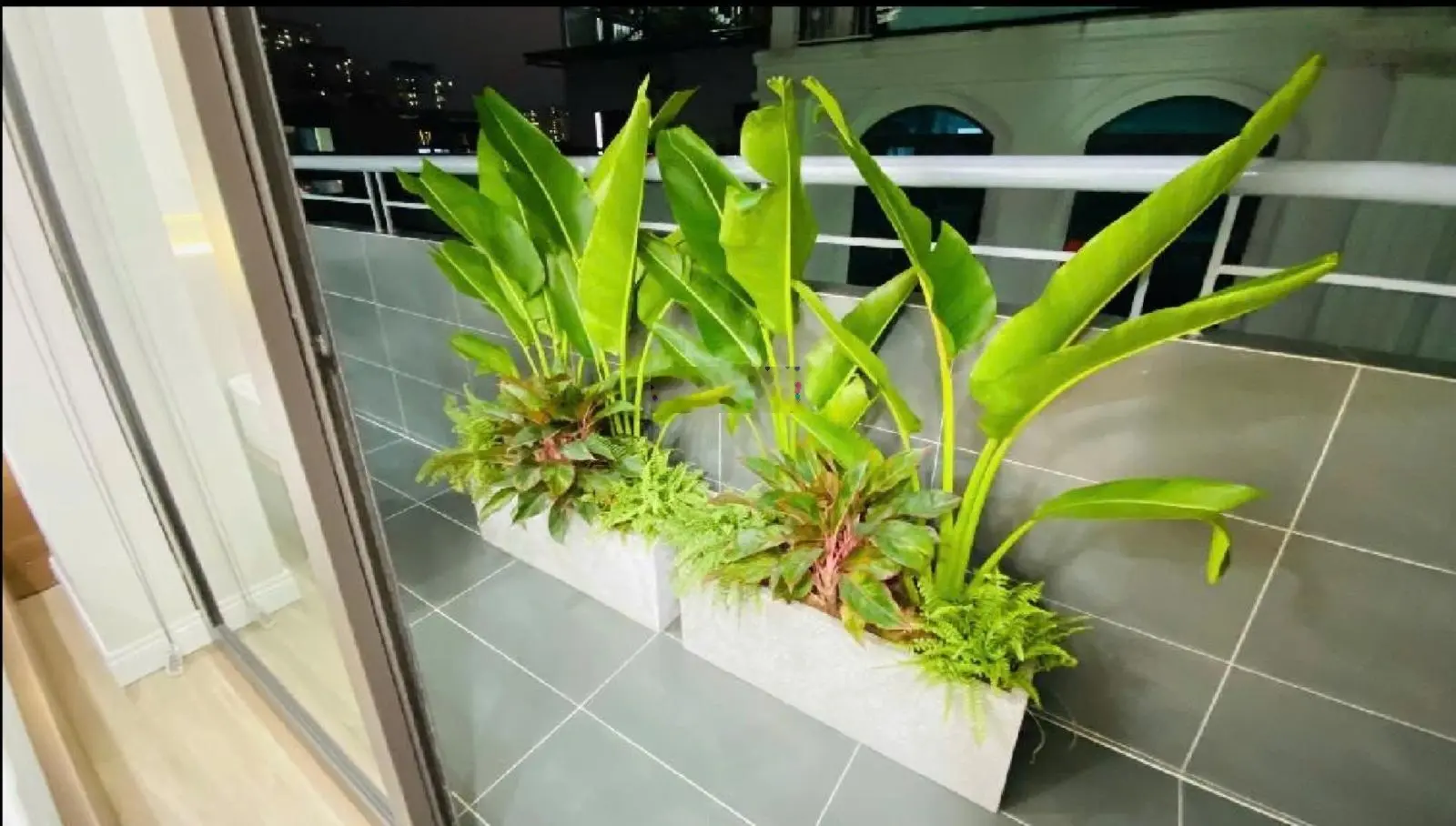 Bán chung cư B1 Hàm Nghi 107M2, 3PN , lô góc 2 thoáng, nội thất mới đẹp, ở ngay, giá 5,95 tỷ