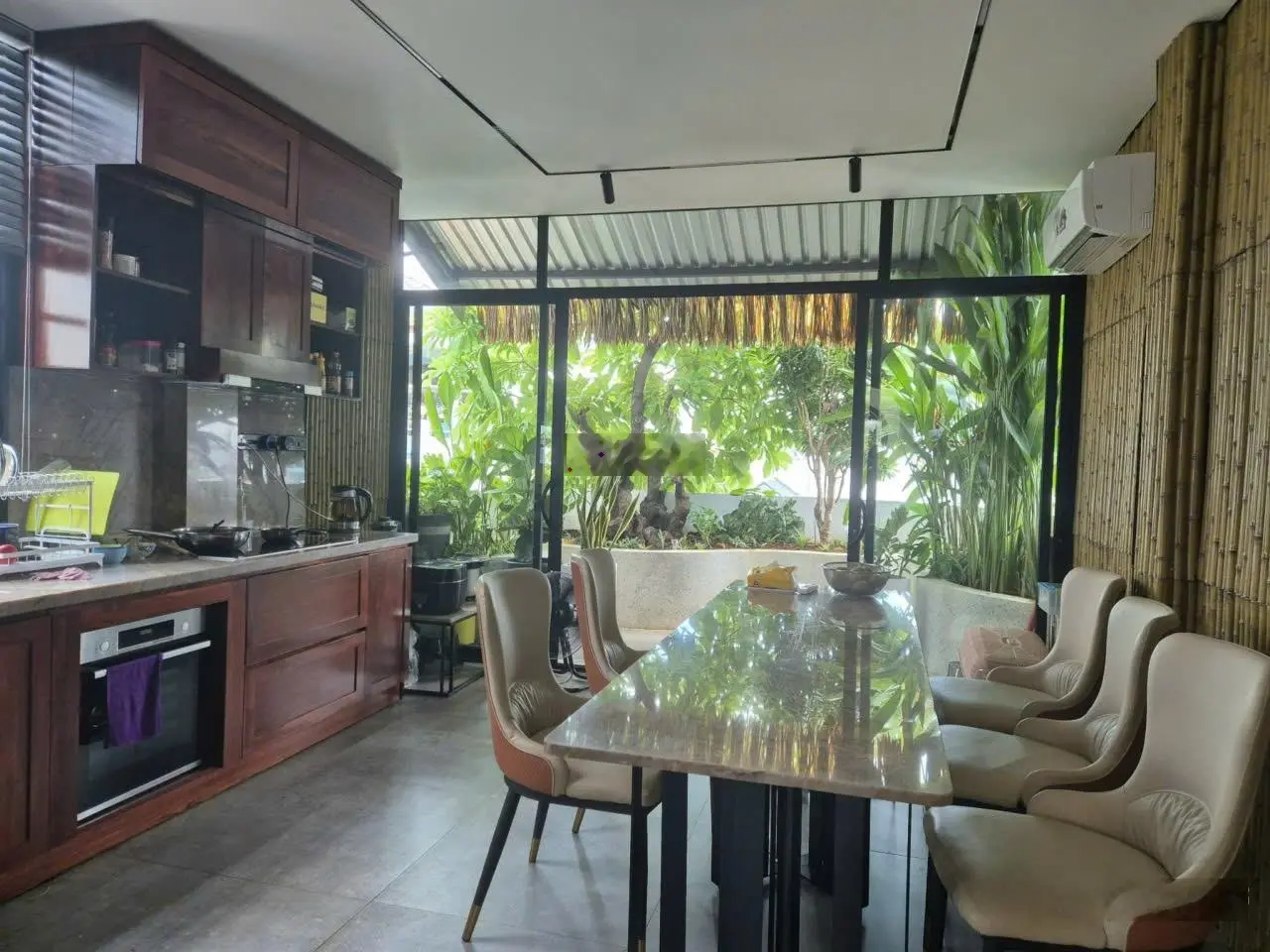 Hiếm-Tốt! Bán nhà hẻm 10m Lê Văn Sỹ, P13, Q3 vị trí siêu đẹp, DT: 8,8x 22m, 4 tầng, giá chỉ 39 tỷ