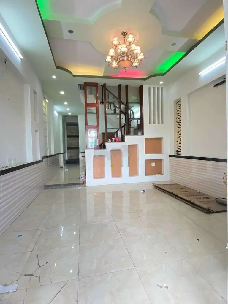 Bán Nhà 1 trệt 1 lầu đường nhựa 8m gần đường võ thị hồi