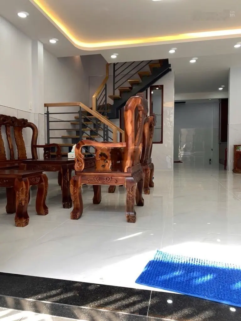 Nhà mới 2 lầu hẻm xe hơi vào nhà 5x12 bán 5.5 tỷ đường Liên Khu 10-11 gần Phan Anh