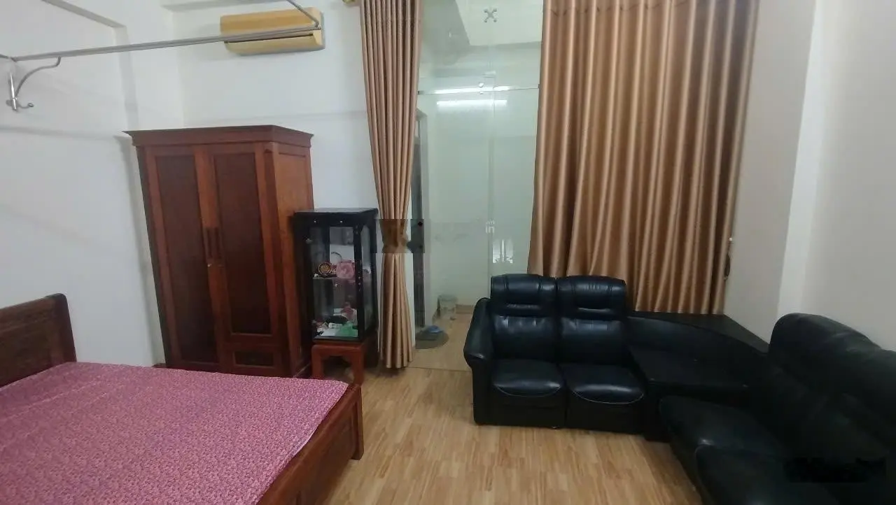 Bán nhà mặt phố tại Nam Ngạn, 4,65 tỷ, 95m2, view đẹp, chính chủ