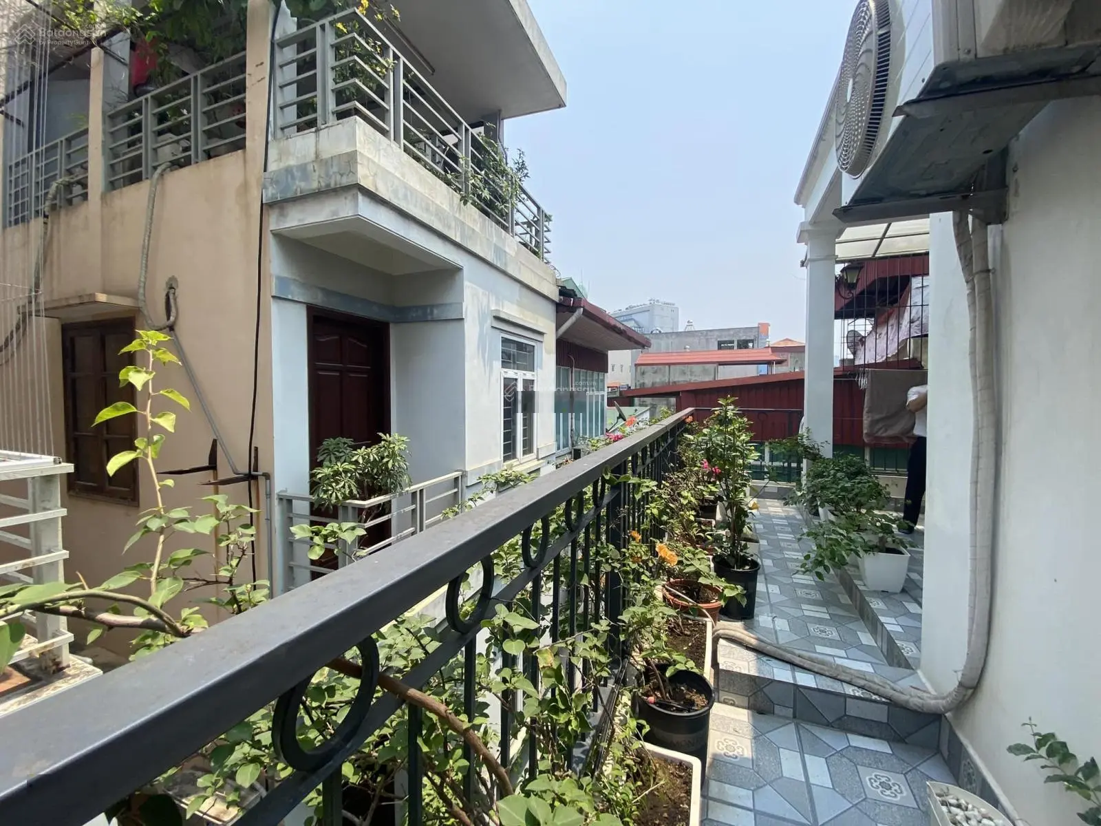 Hạ chào! Bán nhà siêu phẩm lô góc - gara ô tô - Phố Phan Đình Giót 75m2 5T - MT 4.3m, nội thất vip
