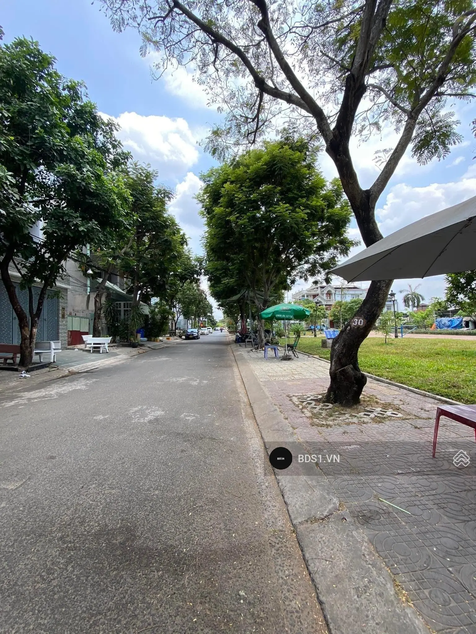 Bán đất MT Đường Số 17B, Q Bình Tân (khu Ao Sen - Tên Lửa) - 10x20m - 18 tỷ. Lh: 0917 861 ***Linh)