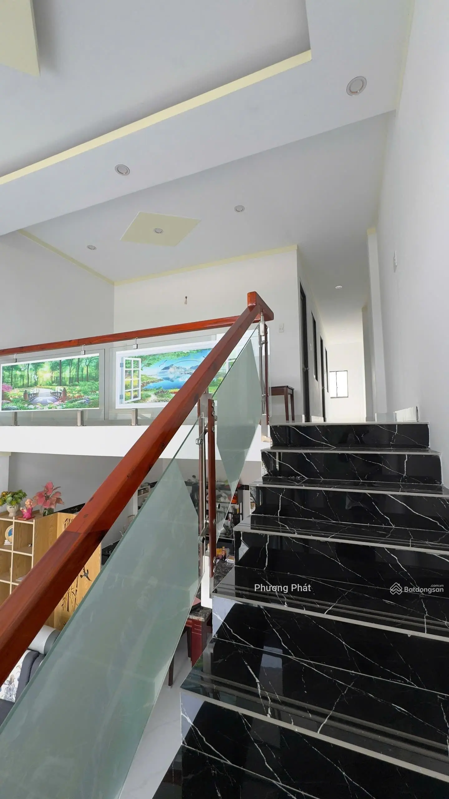 Chỉ 390tr nhận ngay nhà 1 trệt 1 lửng đúc sân xe hơi gần chợ Thạnh Phú, Sổ hồng riêng thổ cư