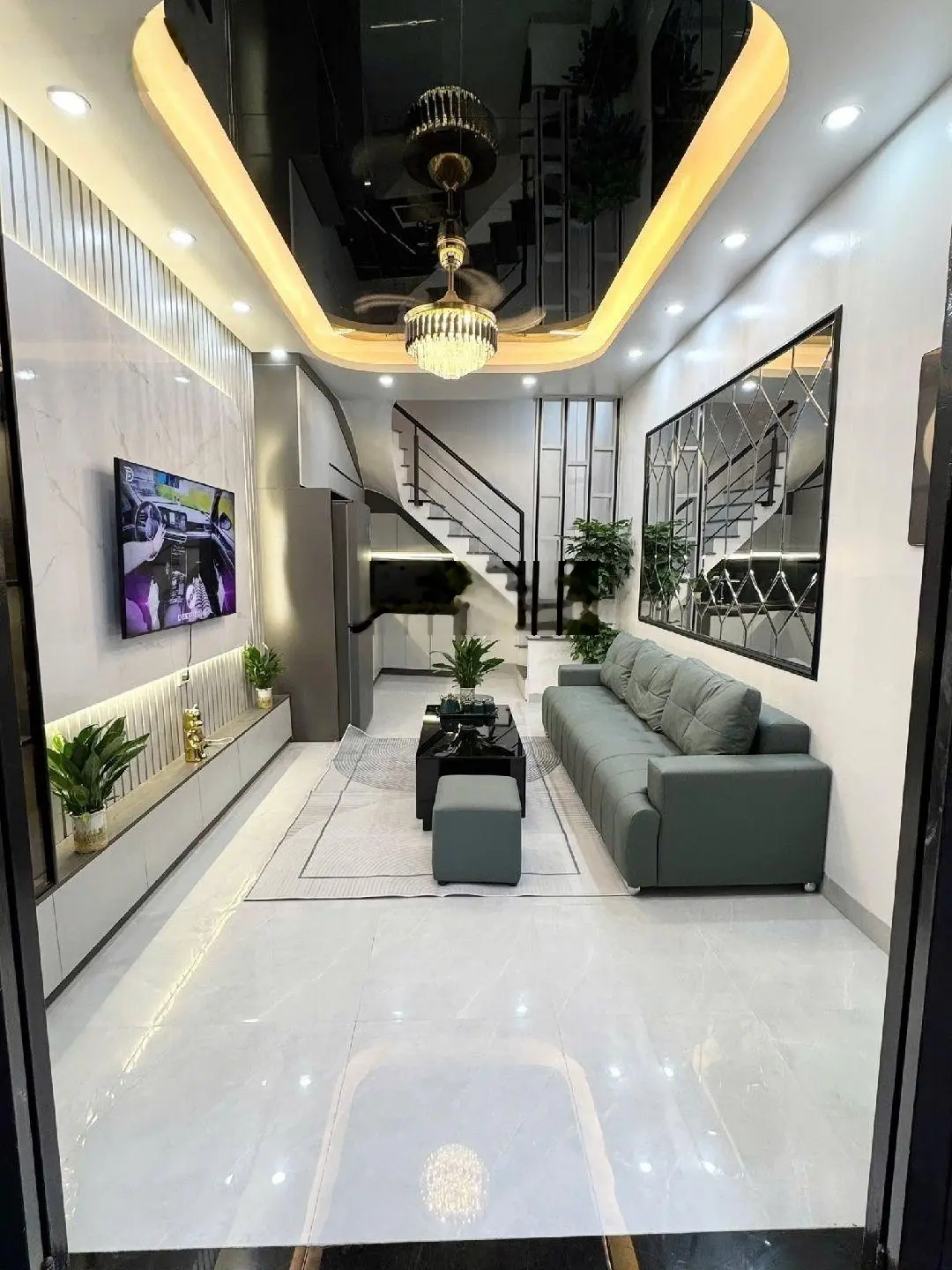 Bán gấp nhà Trung Phụng Đống Đa 30m2 giá 5,58 tỷ, 4 tầng 3PN, full nội thất, 2 mặt thoáng