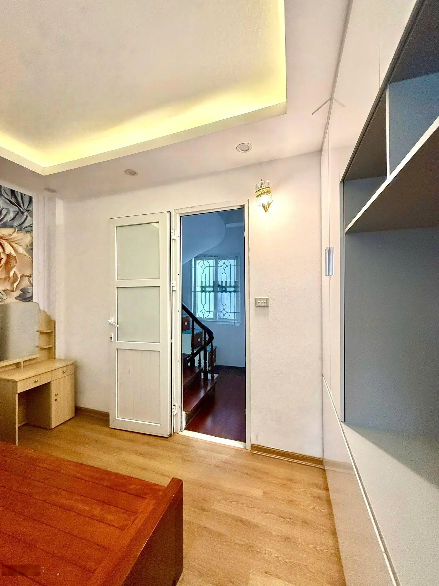 Nhỉnh 5 tỷ phố Tôn Đức Thắng, Đống Đa, 17/25m, 5 tầng, nội thất long lanh về ở ngay