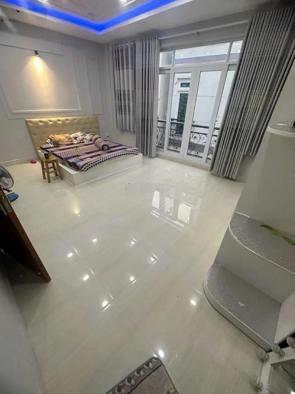 Hẻm xe hơi, (5m*20m), CN 100m2, nhà 3 tầng - đường Thăng Long, Tân Bình - chỉ 15 tỷ thương lượng