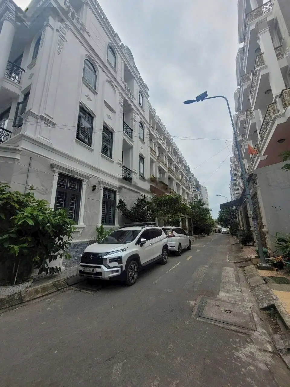 8,597 tỷ 56 nhà mới 4 tầng hiệp binh Phước thủ Đức gần vạn phúc