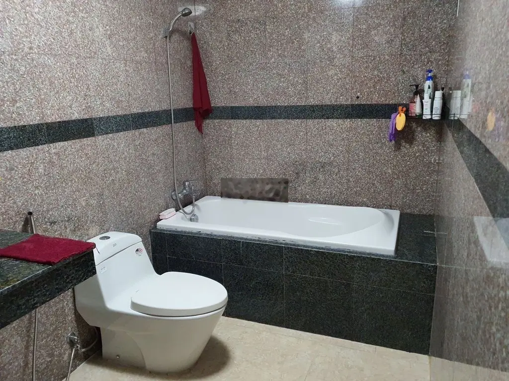 Cần Bán CHCC Giai VIệt 856 Tạ Quang Bửu, DT115m2, 2PN, 2WC,Giá 3.750tỷ
